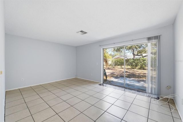 1284 LONDON AVENUE, Spring Hill, FL 34606