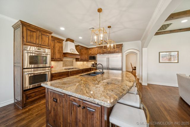 9545 E 108th Street S, Bixby, OK 74133