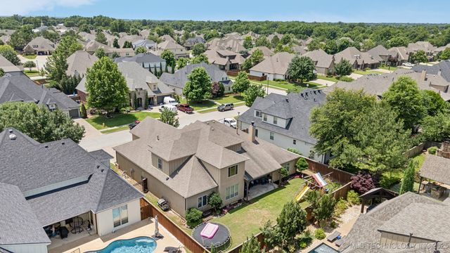 9545 E 108th Street S, Bixby, OK 74133