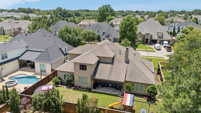 9545 E 108th Street S, Bixby, OK 74133