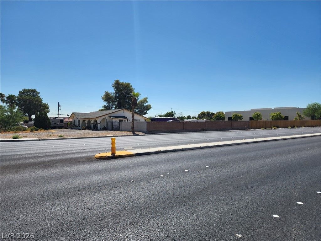 6067 West Oquendo Road, Las Vegas, NV 89118 — photo 4
