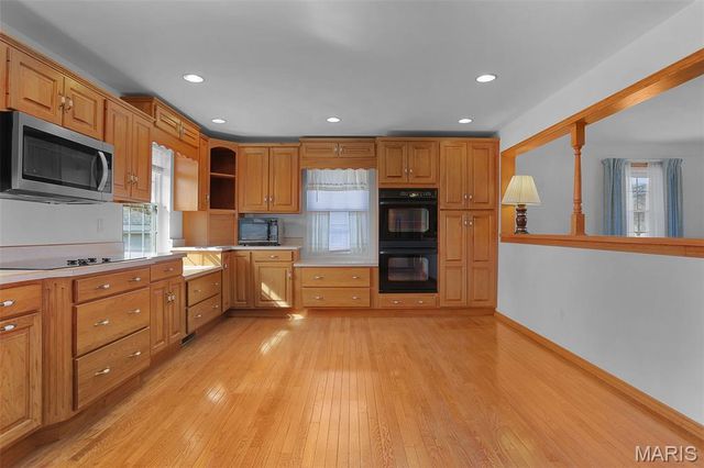 5537 N State Route 159, Edwardsville, IL 62025