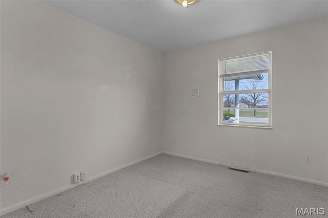 5537 N State Route 159, Edwardsville, IL 62025