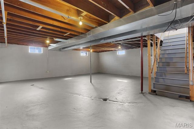 5537 N State Route 159, Edwardsville, IL 62025