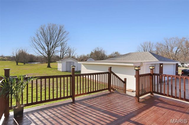 5537 N State Route 159, Edwardsville, IL 62025