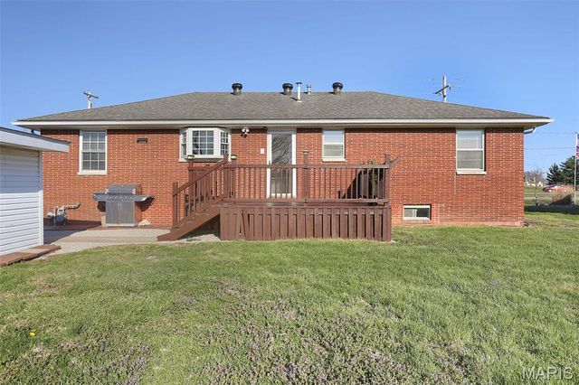 5537 N State Route 159, Edwardsville, IL 62025