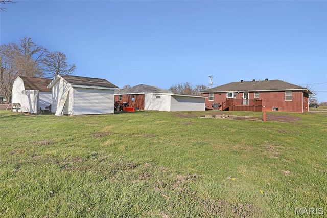 5537 N State Route 159, Edwardsville, IL 62025