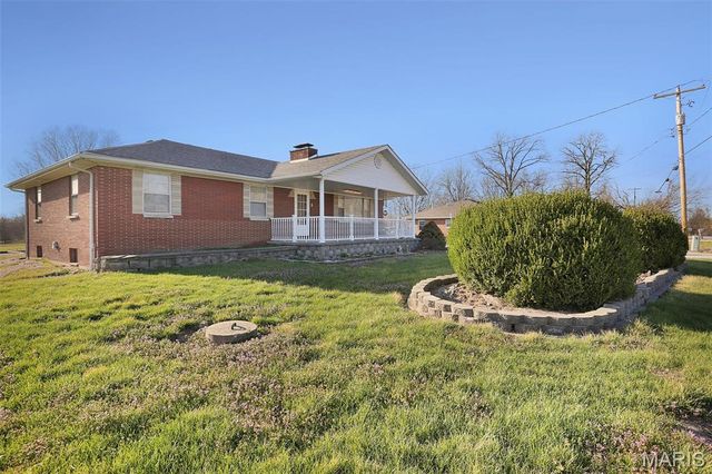 5537 N State Route 159, Edwardsville, IL 62025