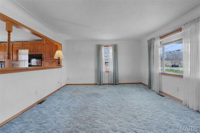 5537 N State Route 159, Edwardsville, IL 62025