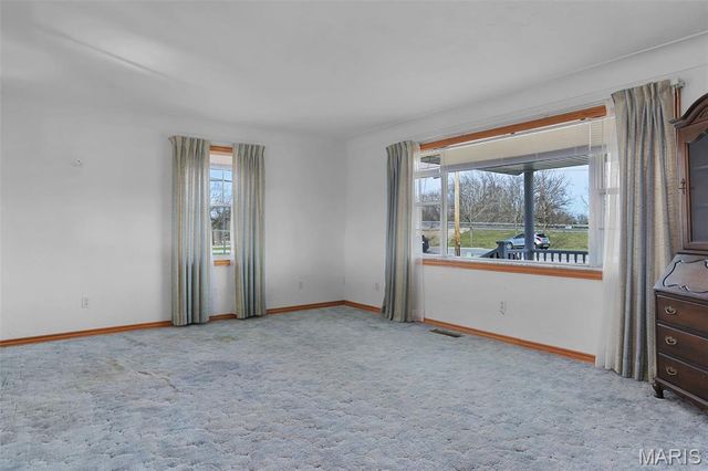 5537 N State Route 159, Edwardsville, IL 62025