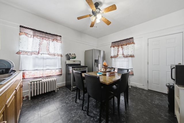 5513 W Cortez Street, Chicago, IL 60651