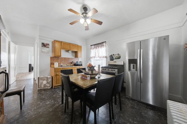 5513 W Cortez Street, Chicago, IL 60651
