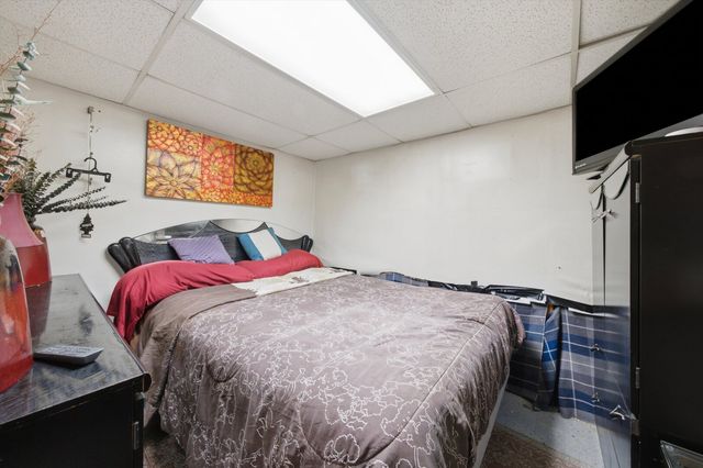 5513 W Cortez Street, Chicago, IL 60651
