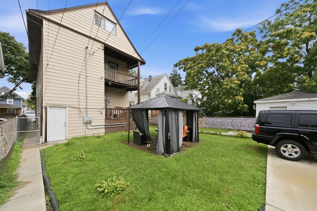 5513 W Cortez Street, Chicago, IL 60651