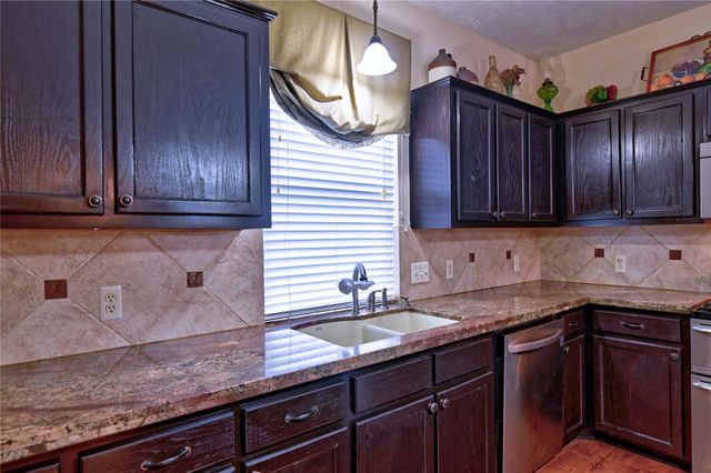 7606 Post Bridge Road, Spring, TX 77389