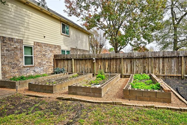 7606 Post Bridge Road, Spring, TX 77389