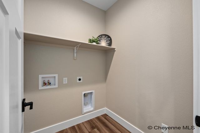 6119 ATLANTIC DR, Cheyenne, WY 82001