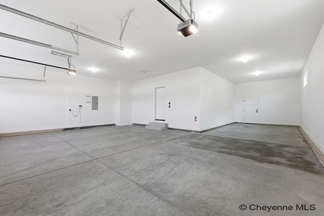 6119 ATLANTIC DR, Cheyenne, WY 82001