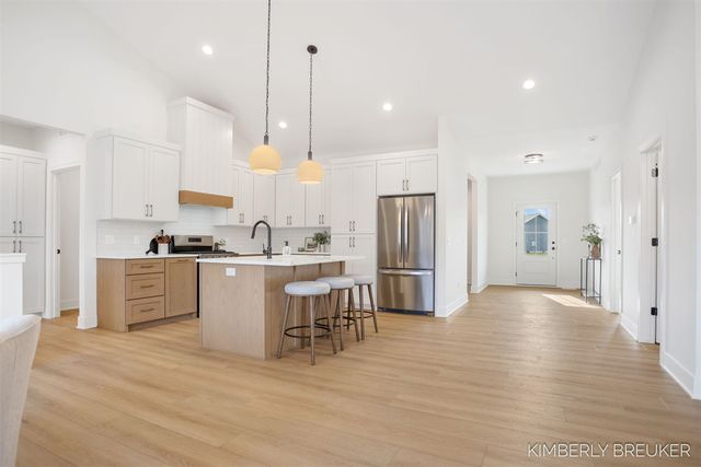 6351 Roman Road, Allendale, MI 49401