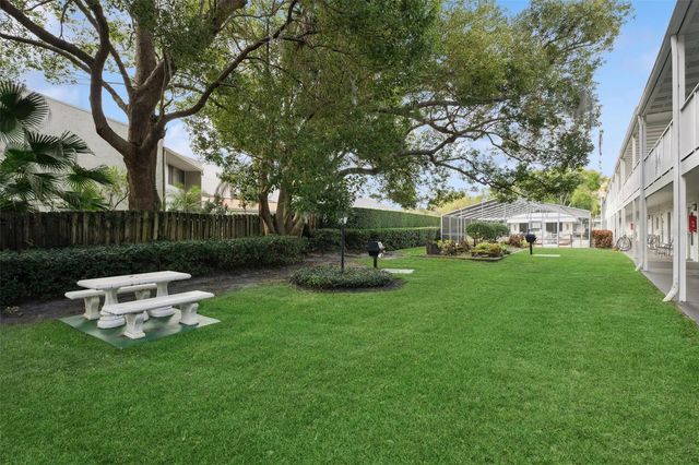 320 LAKEVIEW STREET 108, Orlando, FL 32804