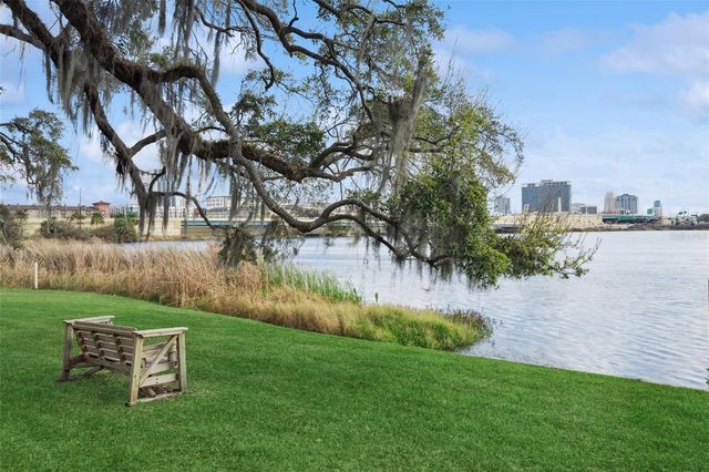 320 LAKEVIEW STREET 108, Orlando, FL 32804