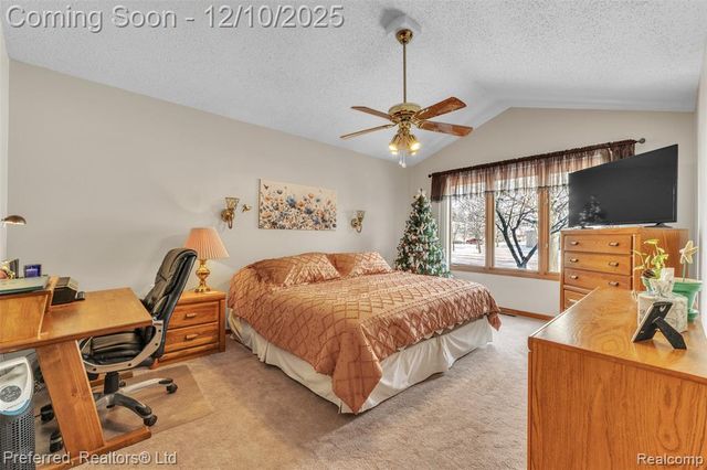 215 Edington Circle, Canton, MI 48187