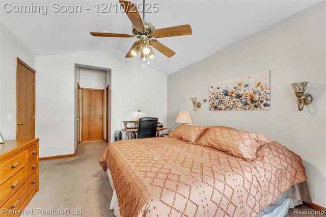 215 Edington Circle, Canton, MI 48187