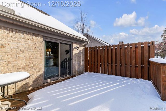 215 Edington Circle, Canton, MI 48187