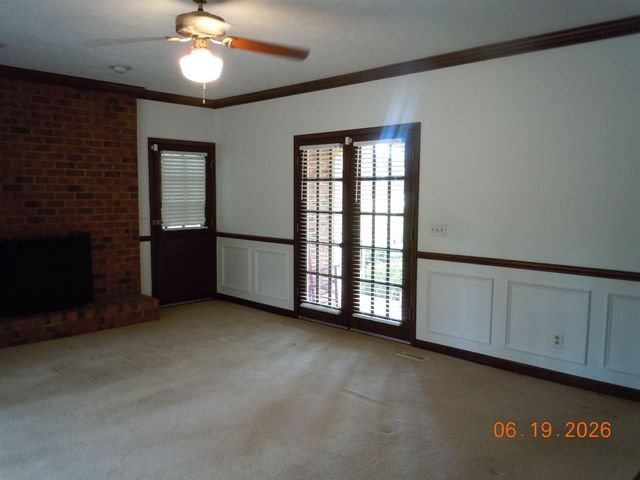 43 Willow Dr., Tabor City, NC 28463
