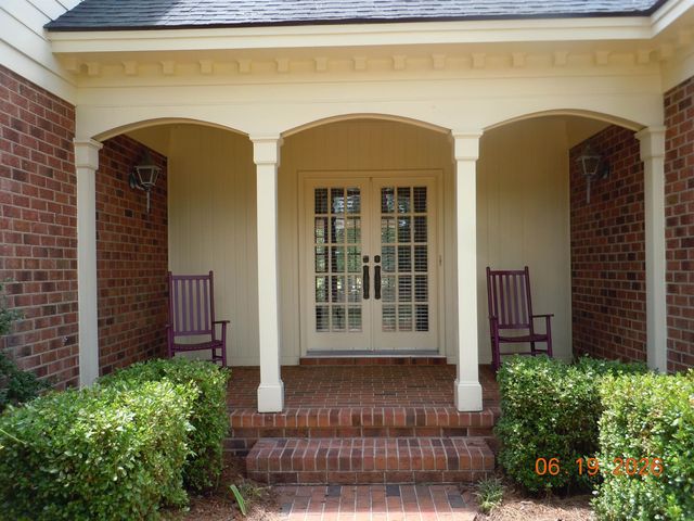 43 Willow Dr., Tabor City, NC 28463