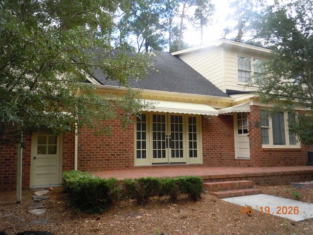 43 Willow Dr., Tabor City, NC 28463