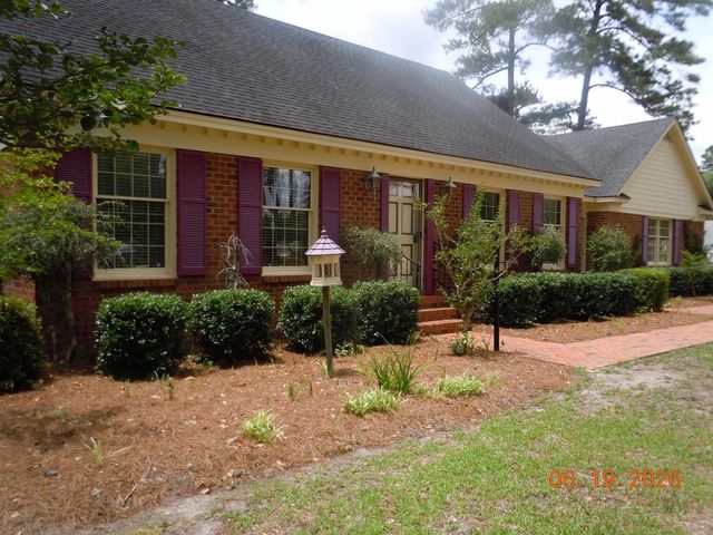 43 Willow Dr., Tabor City, NC 28463