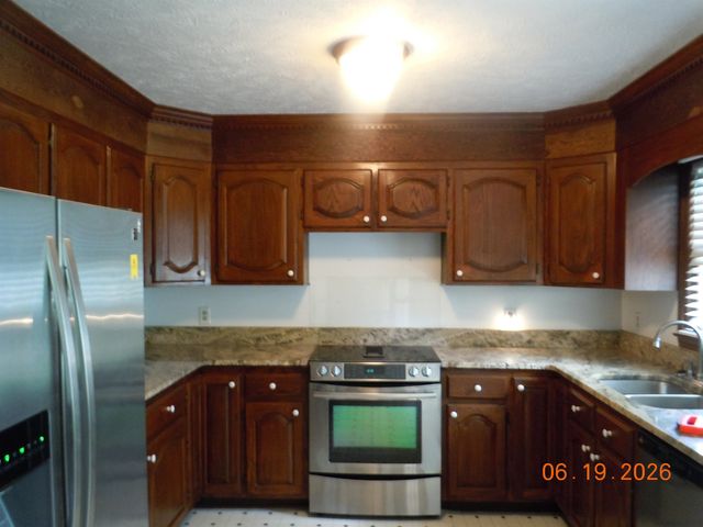 43 Willow Dr., Tabor City, NC 28463
