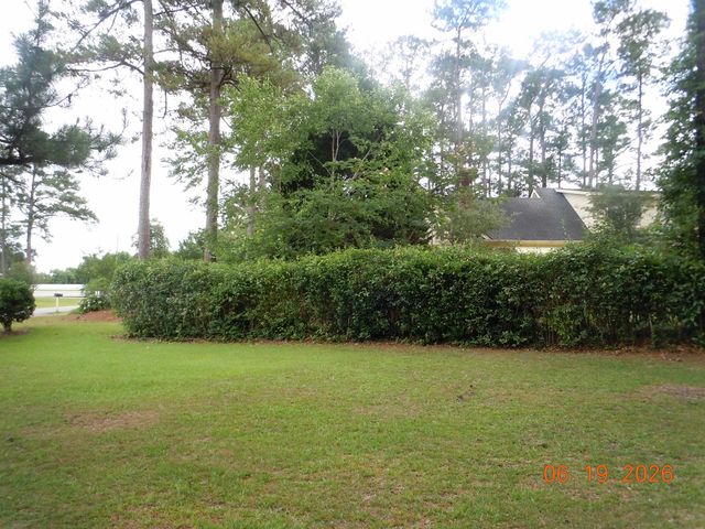 43 Willow Dr., Tabor City, NC 28463
