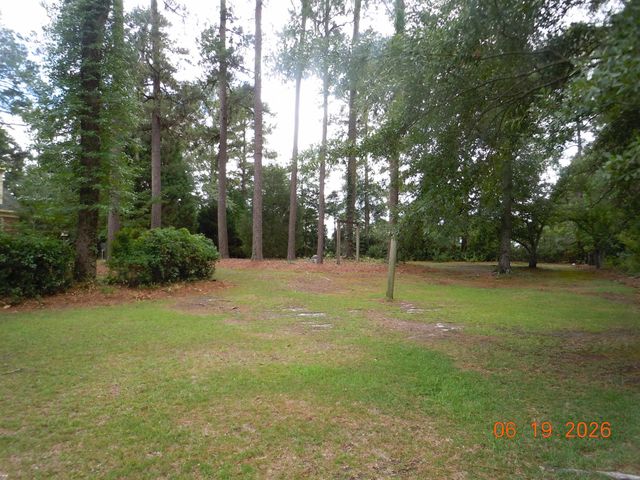 43 Willow Dr., Tabor City, NC 28463