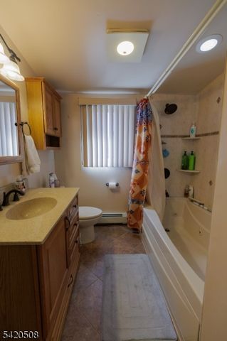 214 Maple St, Garwood Boro, NJ 07027