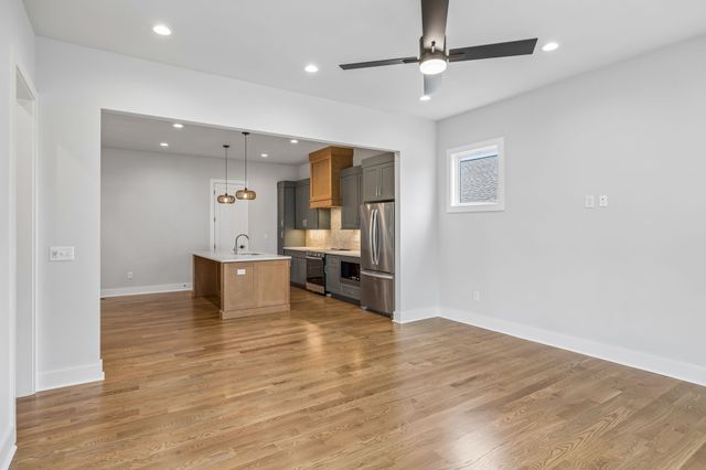 1726 Knowles St, Nashville, TN 37208