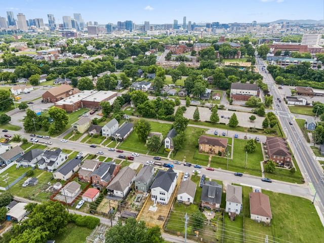 1726 Knowles St, Nashville, TN 37208