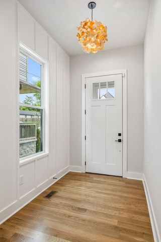 1726 Knowles St, Nashville, TN 37208
