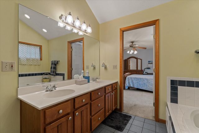 12550 Garr Road, Buchanan, MI 49107