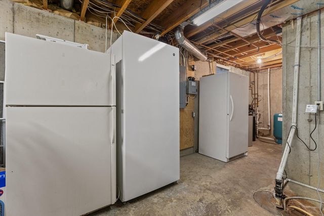 12550 Garr Road, Buchanan, MI 49107