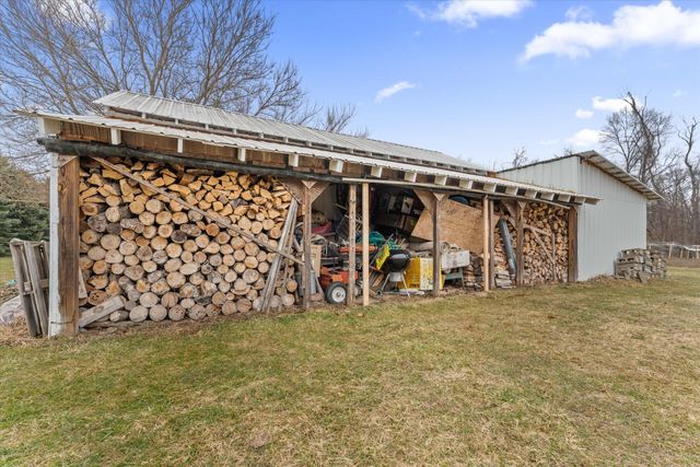 12550 Garr Road, Buchanan, MI 49107