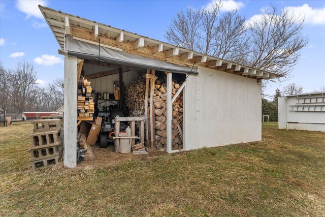 12550 Garr Road, Buchanan, MI 49107