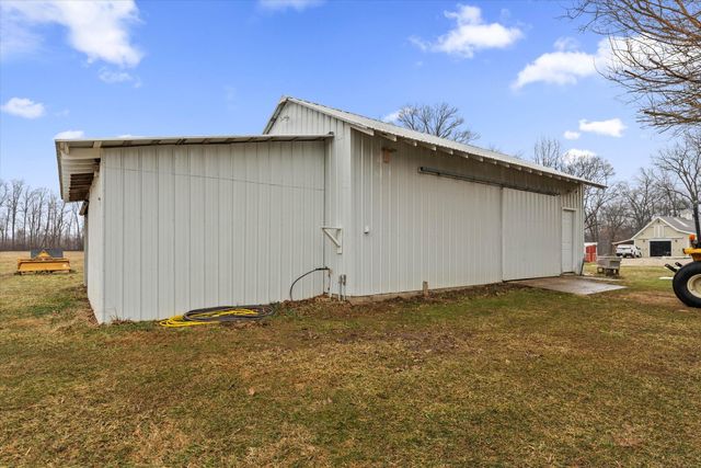 12550 Garr Road, Buchanan, MI 49107