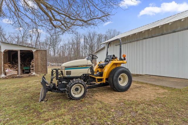 12550 Garr Road, Buchanan, MI 49107