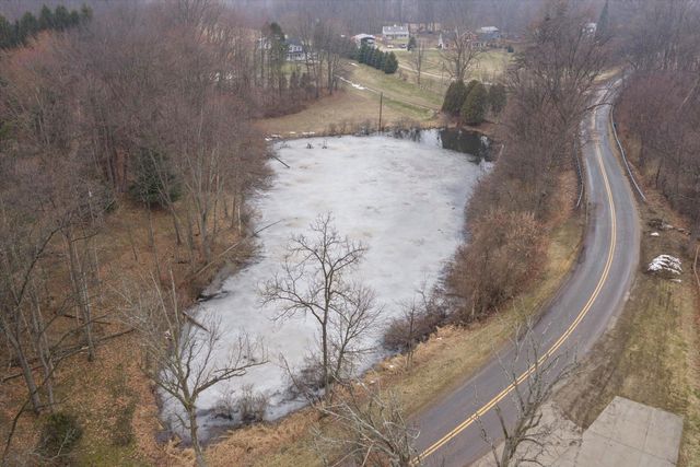 12550 Garr Road, Buchanan, MI 49107