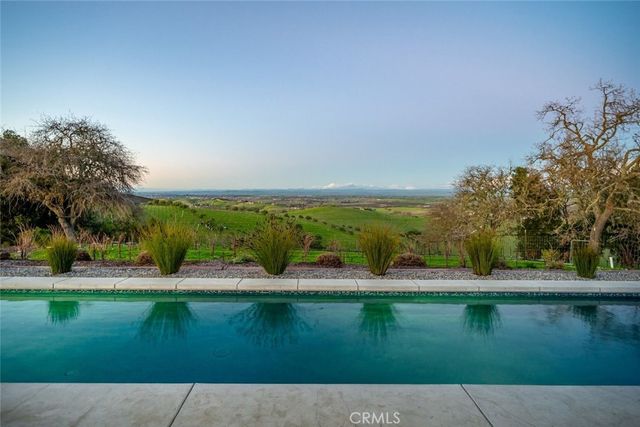 705 Sequoia Lane, Templeton, CA 93465