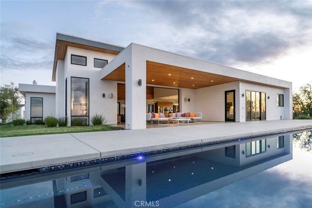 705 Sequoia Lane, Templeton, CA 93465