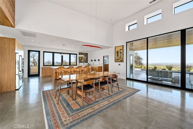 705 Sequoia Lane, Templeton, CA 93465