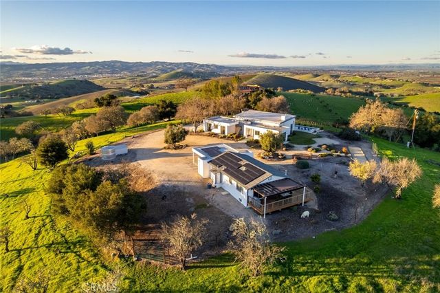 705 Sequoia Lane, Templeton, CA 93465